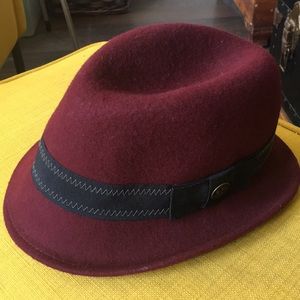 Goorin Bro women’s cloche hat size small
